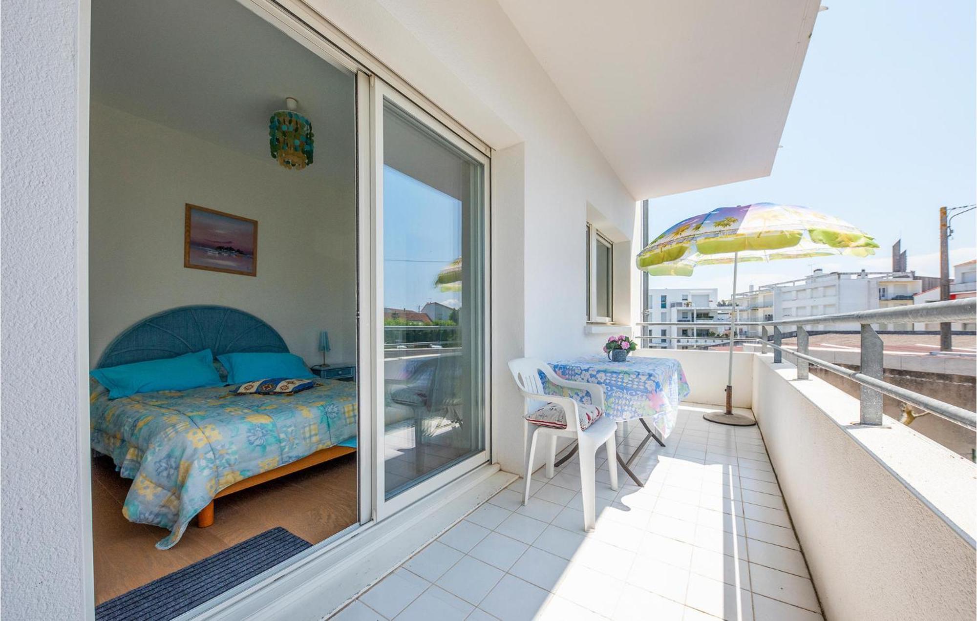 Gorgeous Apartment In Royan With Kitchen מראה חיצוני תמונה