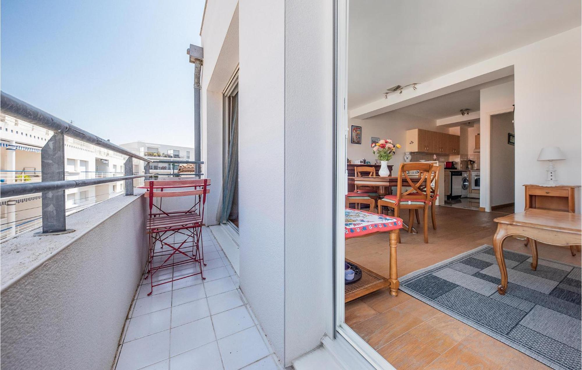 Gorgeous Apartment In Royan With Kitchen מראה חיצוני תמונה